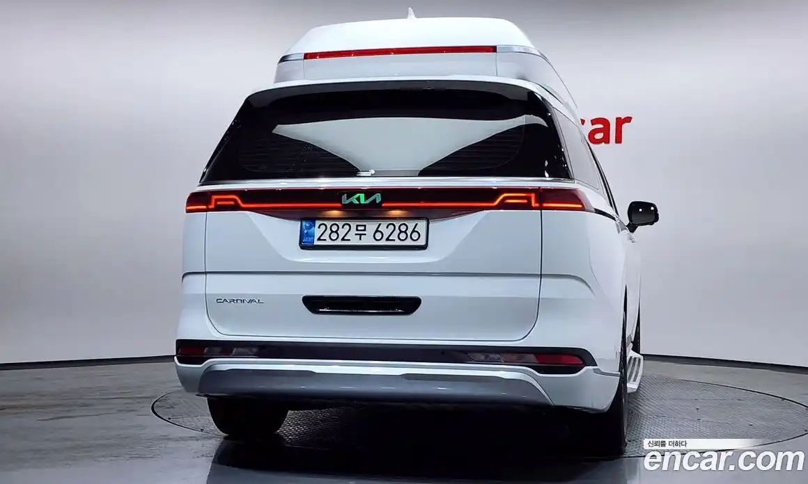 Kia Canival 2022 2.2 Автомат в Москве № 95787, фото 19