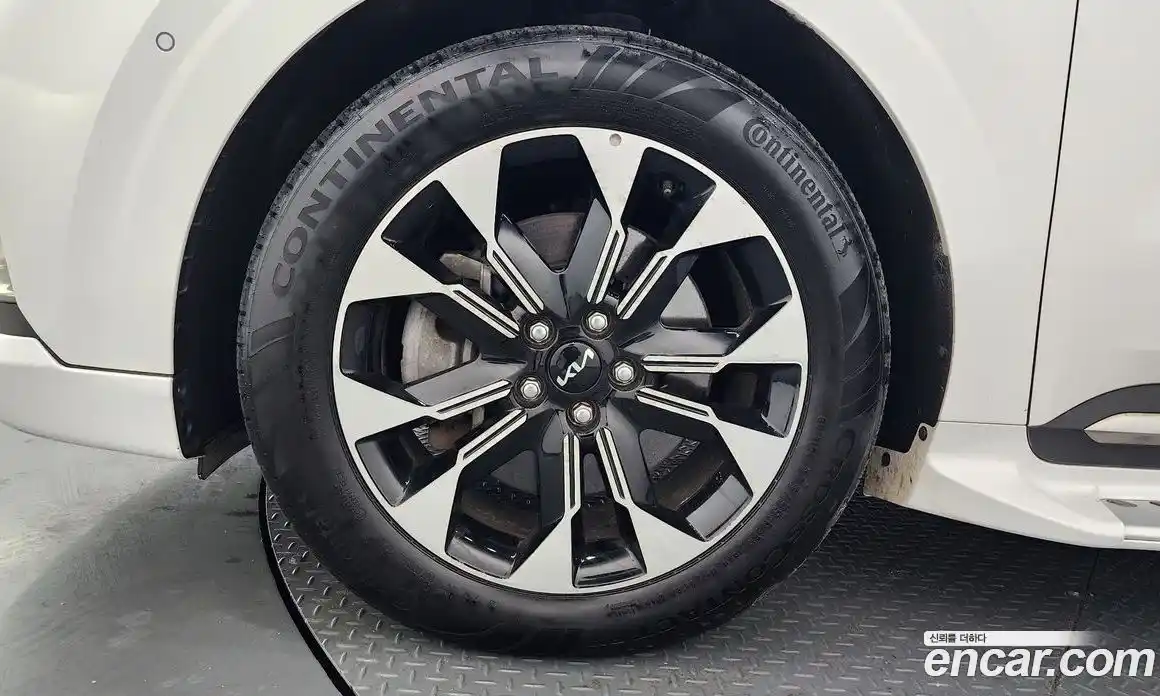 Kia Canival 2022 2.2 Автомат в Москве № 95787, фото 9