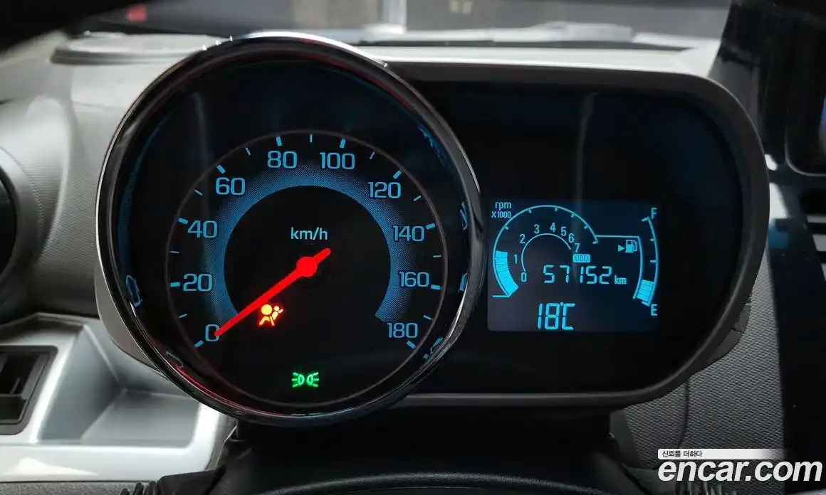 Chevrolet Spark 2014 1.0 Автомат в Москве № 99776, фото 15