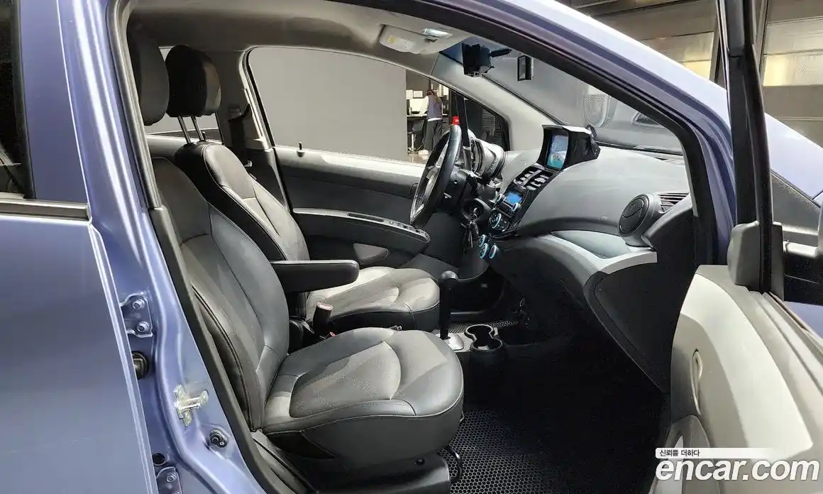 Chevrolet Spark 2014 1.0 Автомат в Москве № 99776, фото 17