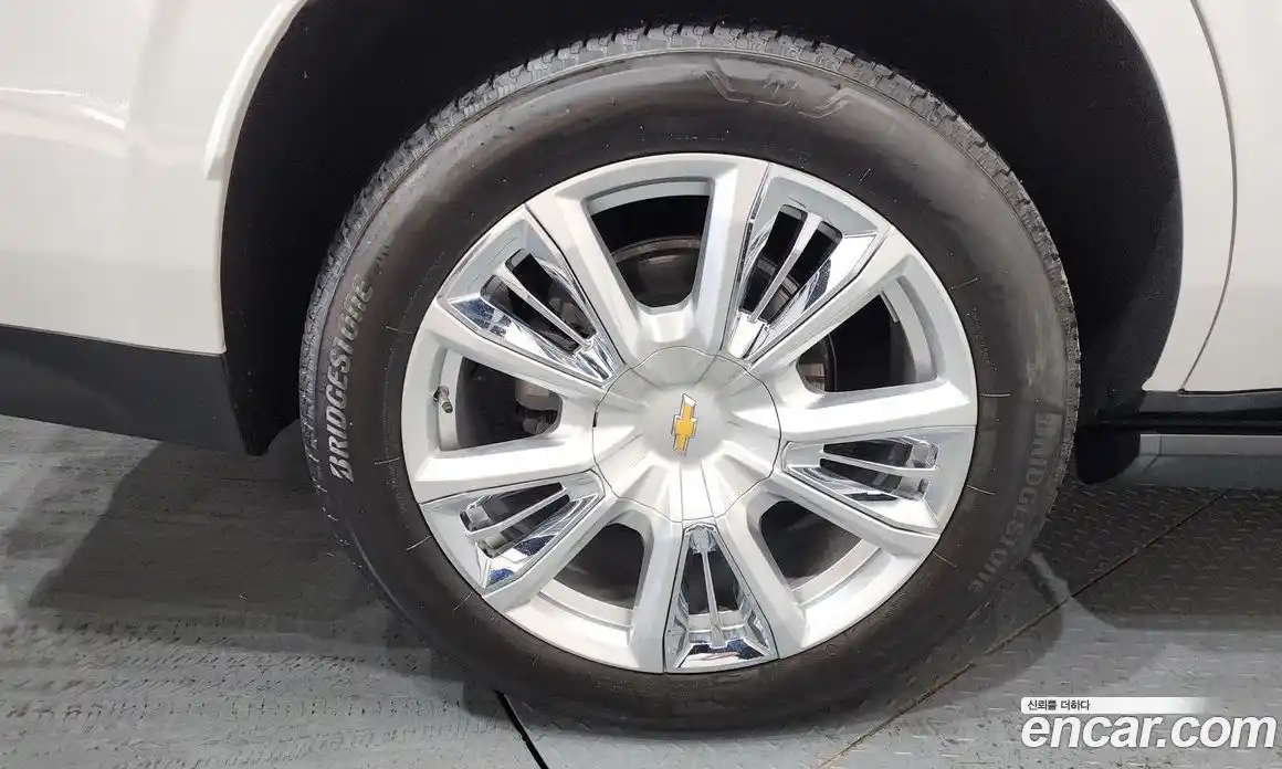 Chevrolet Tahoe 2022 6.2 Автомат в Москве № 104720, фото 5