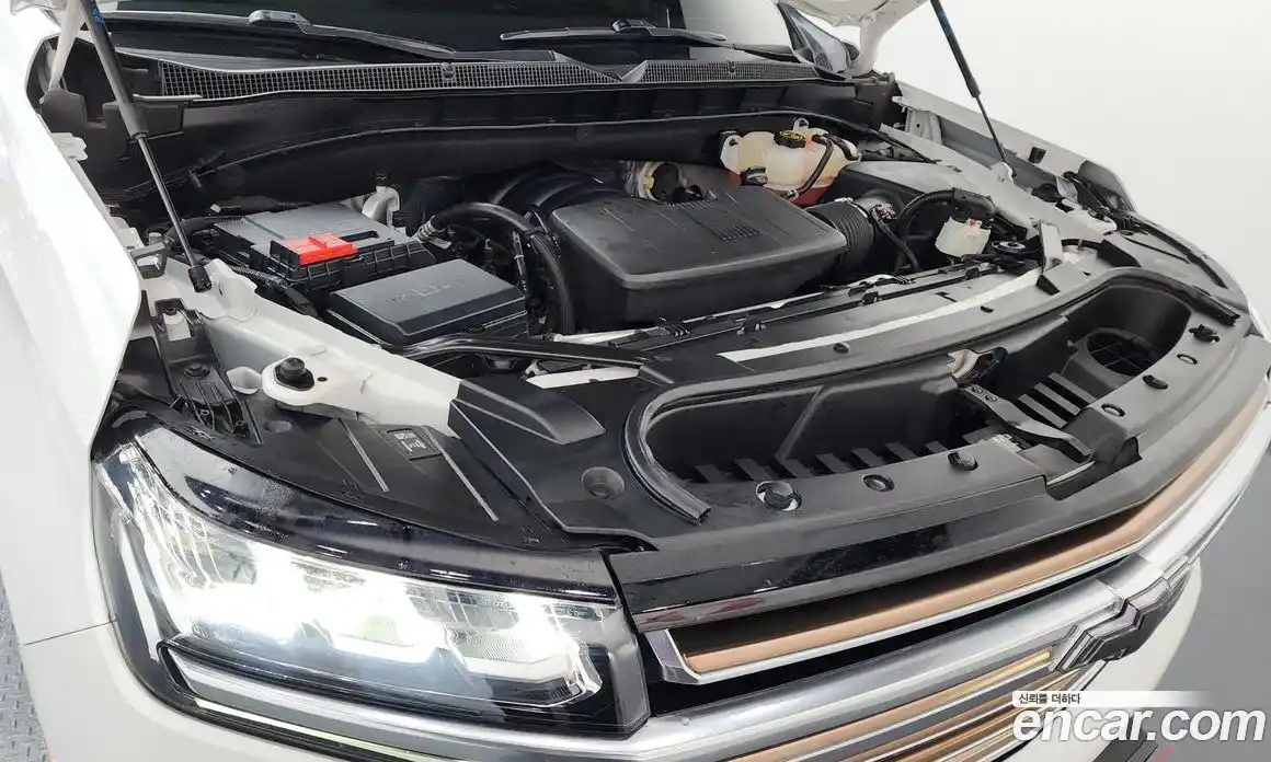 Chevrolet Tahoe 2022 6.2 Автомат в Москве № 104720, фото 6