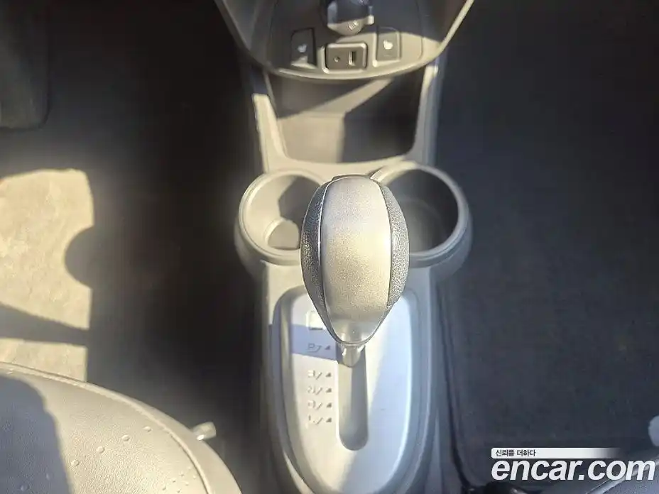 Chevrolet Spark 2014 1.0 Автомат в Москве № 104854, фото 9