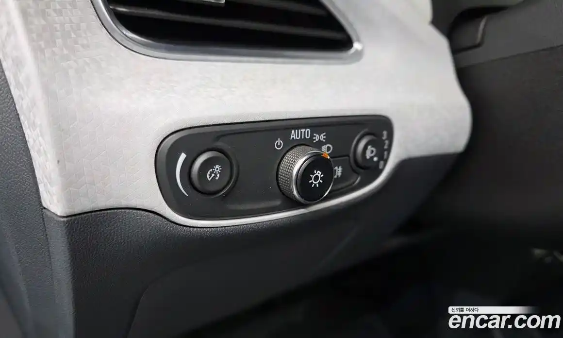 Chevrolet Bolt EV 2019 0.2 Автомат в Москве № 105158, фото 14
