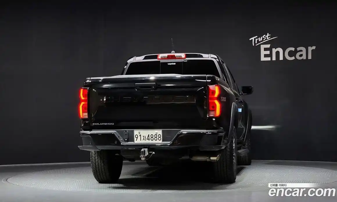 Chevrolet Colorado 2024 2.7 Автомат в Москве № 105249, фото 11