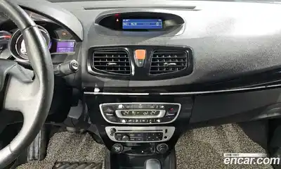 Renault SM3 2016 1.6 Автомат в Москве № 106344, миниатюра 6