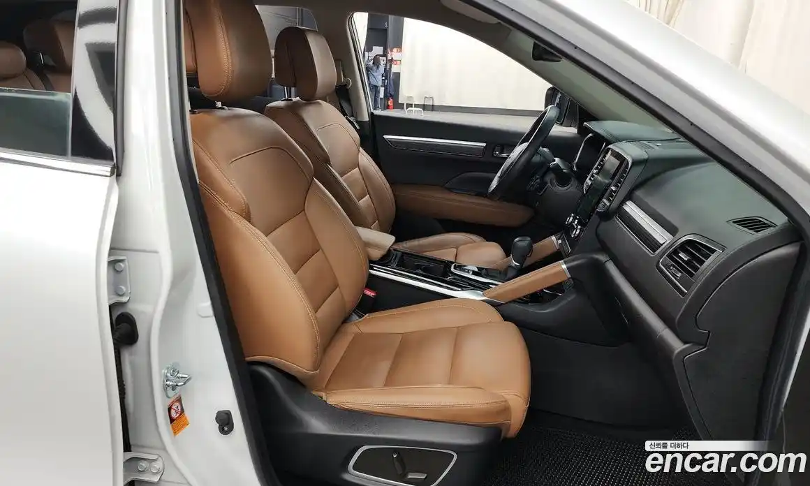 Renault QM6 2021 2.0 Автомат в Москве № 106991, фото 11