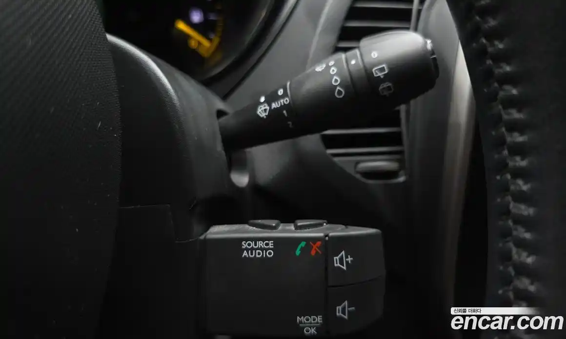 Renault QM3 2015 1.5 Автомат в Москве № 107284, фото 11