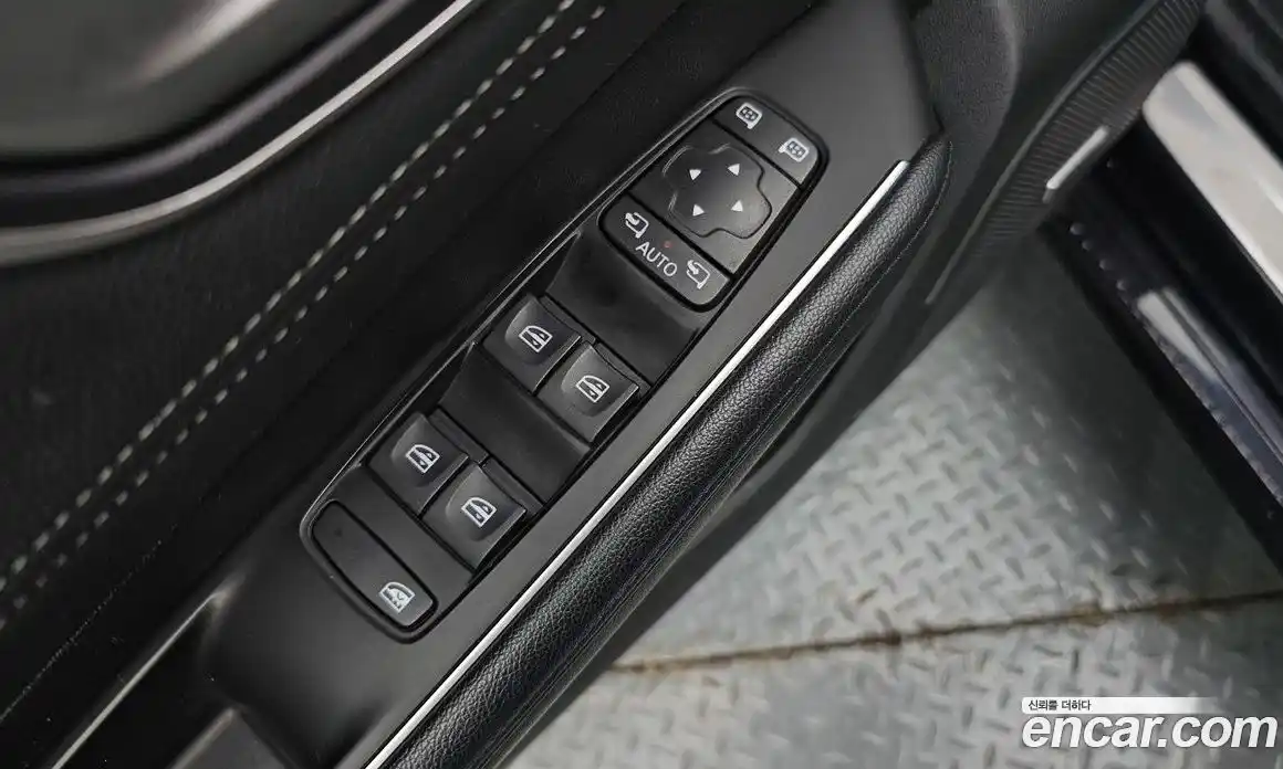 Renault SM6 2017 2.0 Автомат в Москве № 107431, фото 16