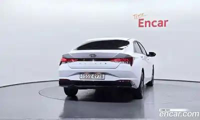 Hyundai Avante 2023 1.6 Автомат в Москве № 111205, миниатюра 11