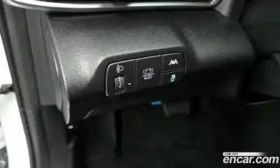 Hyundai Avante 2023 1.6 Автомат в Москве № 111205, миниатюра 10