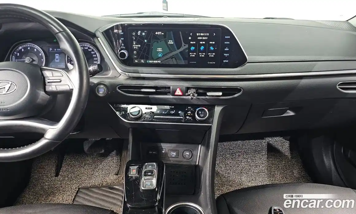 Hyundai Sonata 2021 2.0 Автомат в Москве № 112148, фото 3