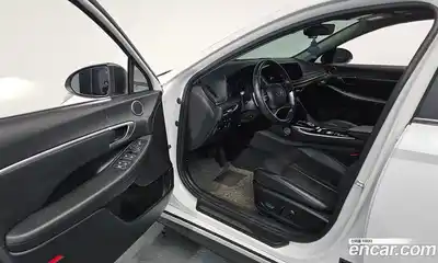 Hyundai Sonata 2021 2.0 Автомат в Москве № 112148, миниатюра 6