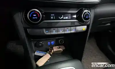 Hyundai Kona 2019 1.6 Автомат в Москве № 112787, миниатюра 2