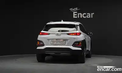 Hyundai Kona 2019 1.6 Автомат в Москве № 112787, миниатюра 3