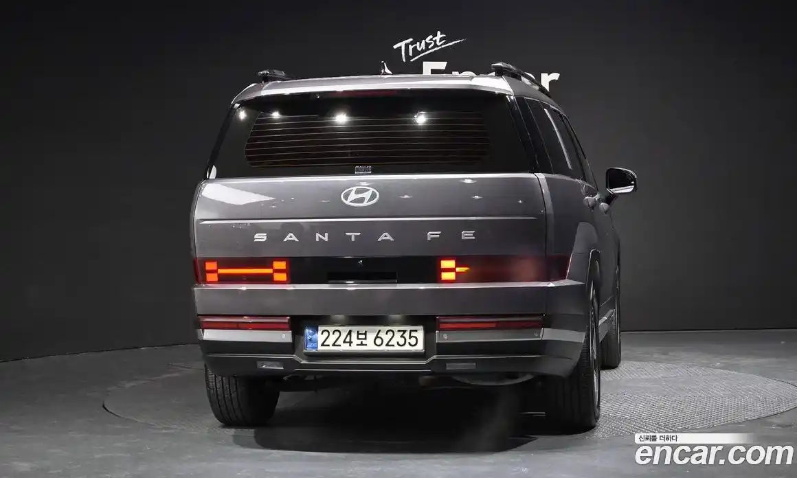 Hyundai Santa Fe 2024 1.6 Автомат в Москве № 113005, фото 18