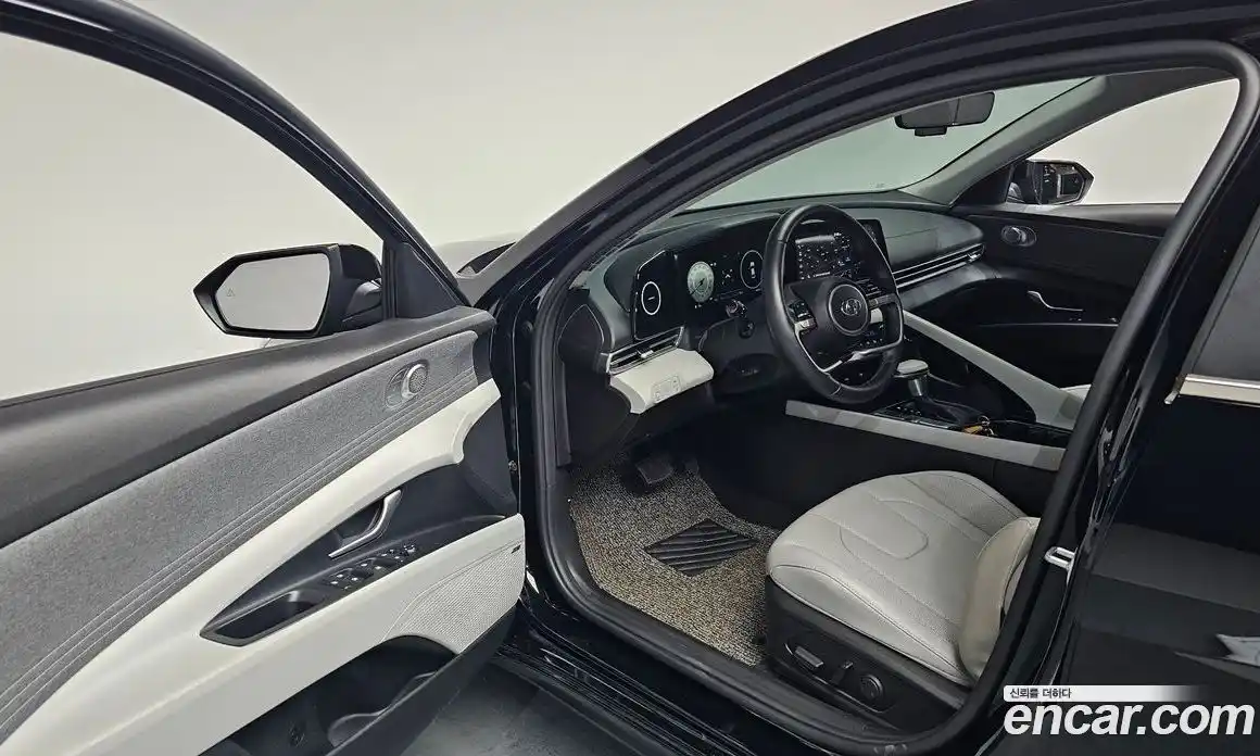 Hyundai Avante 2021 1.6 Автомат в Москве № 113253, фото 14