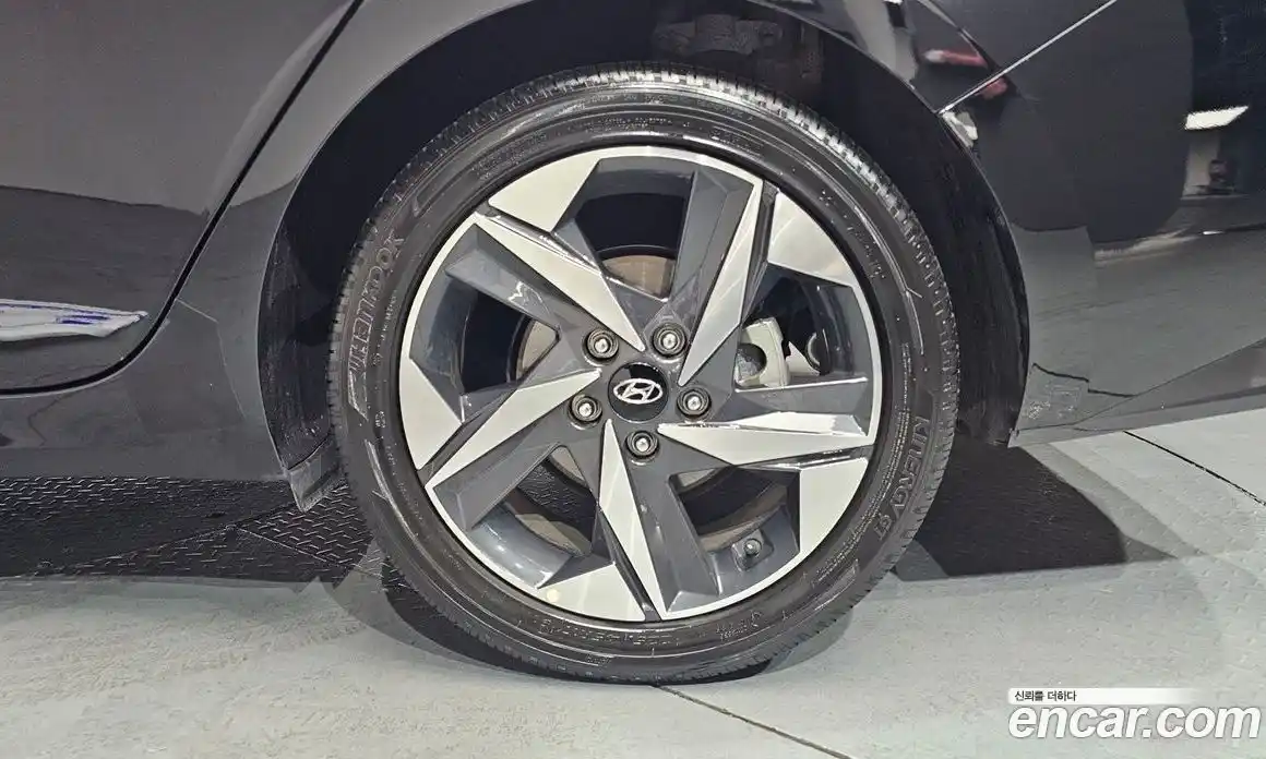 Hyundai Avante 2021 1.6 Автомат в Москве № 113253, фото 7