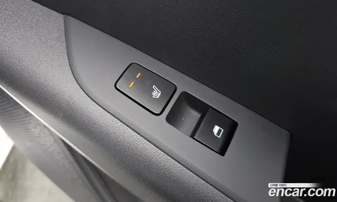 Kia Niro 2022 1.6 Автомат в Москве № 114337, фото 1