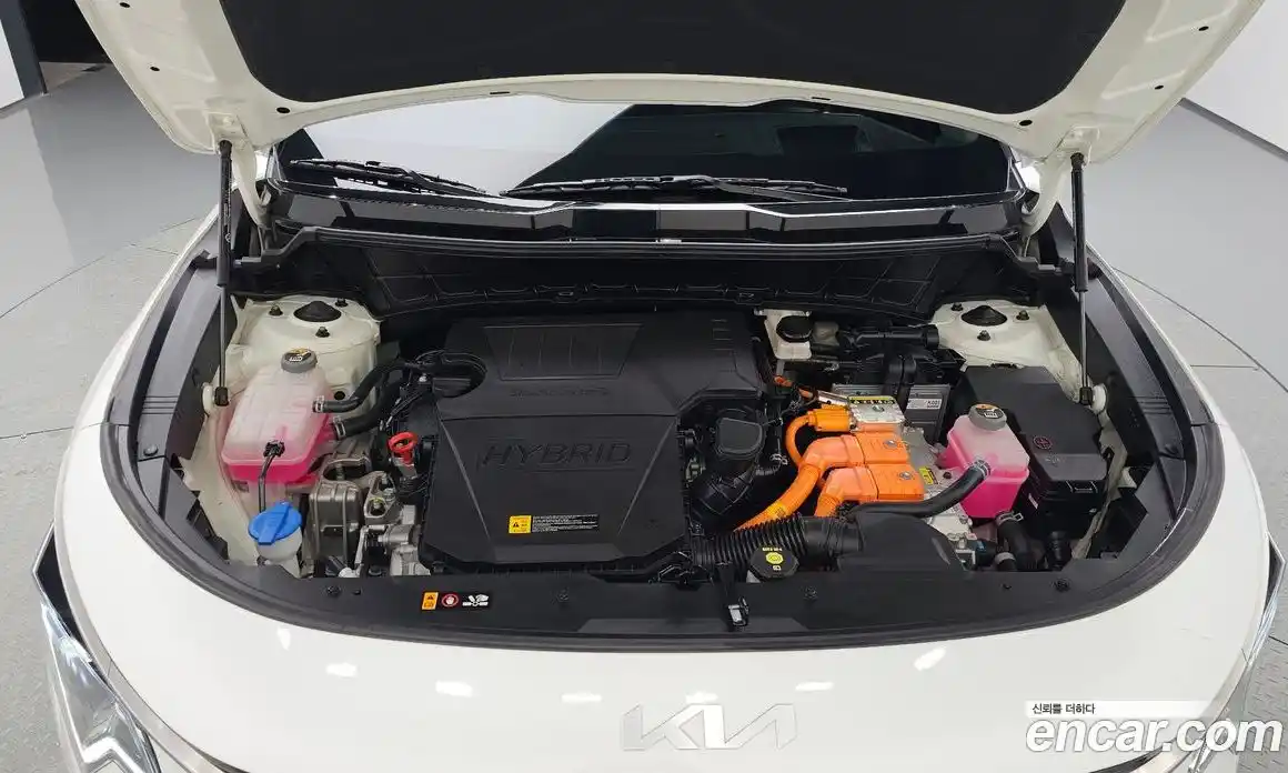 Kia Niro 2022 1.6 Автомат в Москве № 114337, фото 19