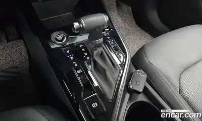 Kia Niro 2022 1.6 Автомат в Москве № 114337, миниатюра 9