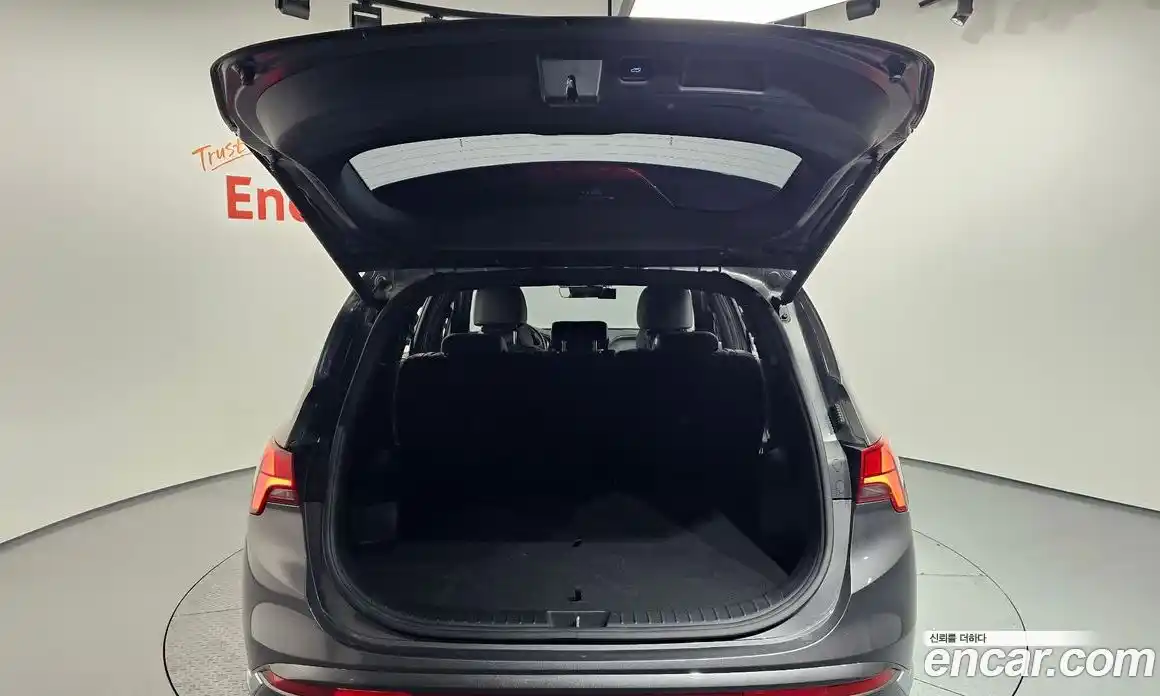 Hyundai Santa Fe 2021 2.2 Автомат в Москве № 118054, фото 14