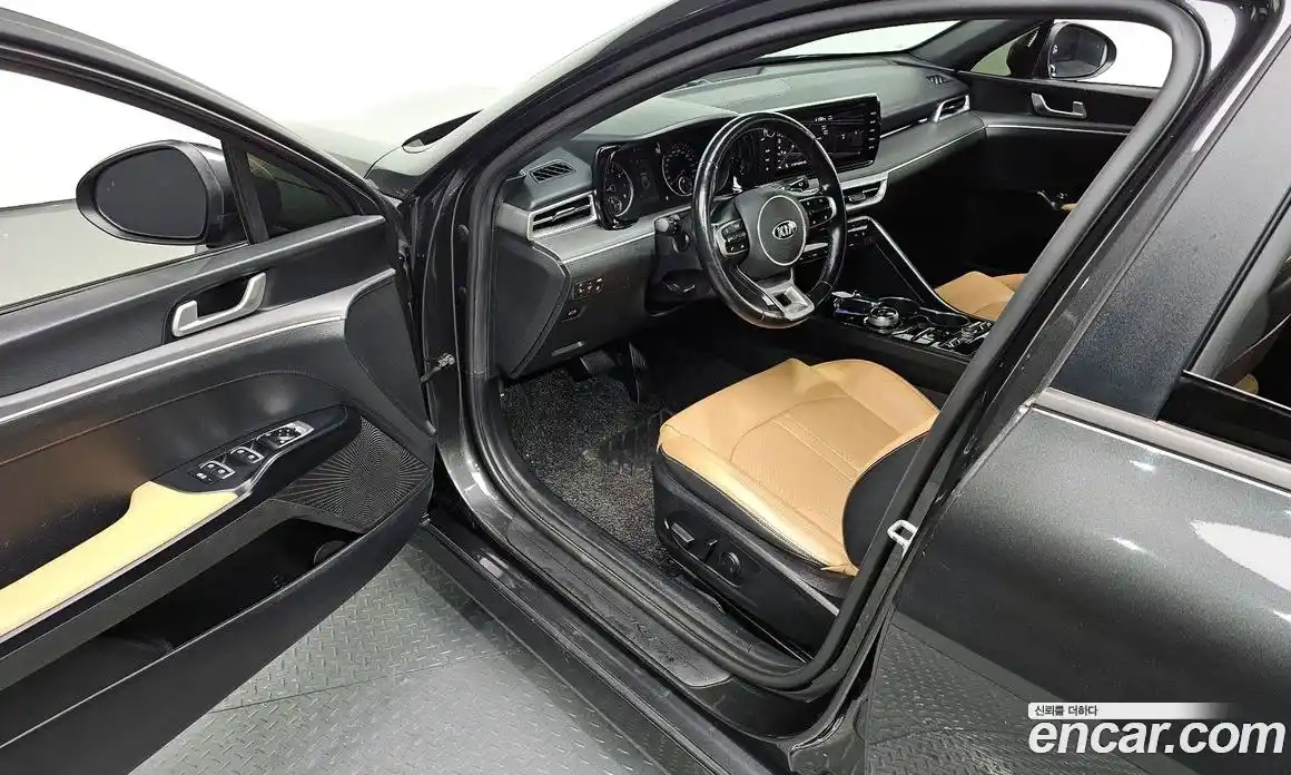 Kia K5 2020 2.0 Автомат в Москве № 121144, фото 11