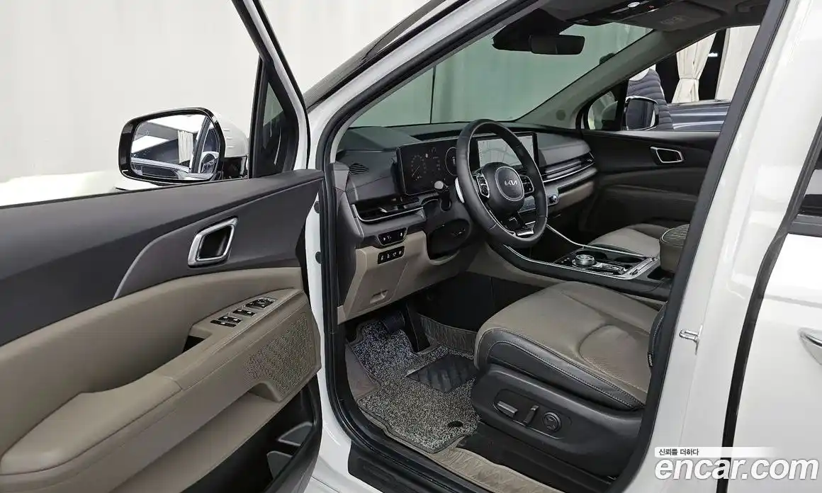 Kia Canival 2024 3.5 Автомат в Москве № 121193, фото 12