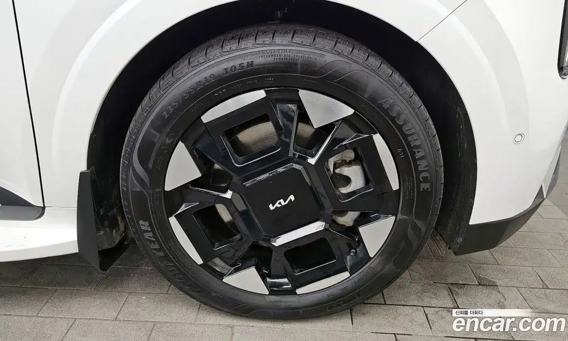 Kia Canival 2024 3.5 Автомат в Москве № 121193, фото 18