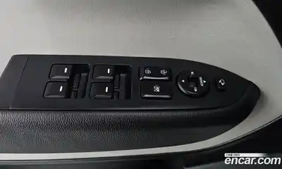 Kia Ray 2023 1.0 Автомат в Москве № 122189, миниатюра 4