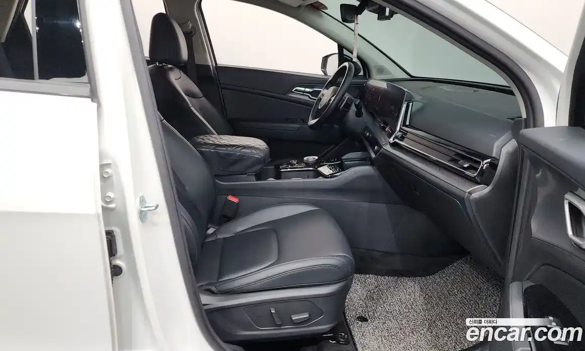 Kia Sportage 2023 1.6 Автомат в Москве № 122198, фото 20