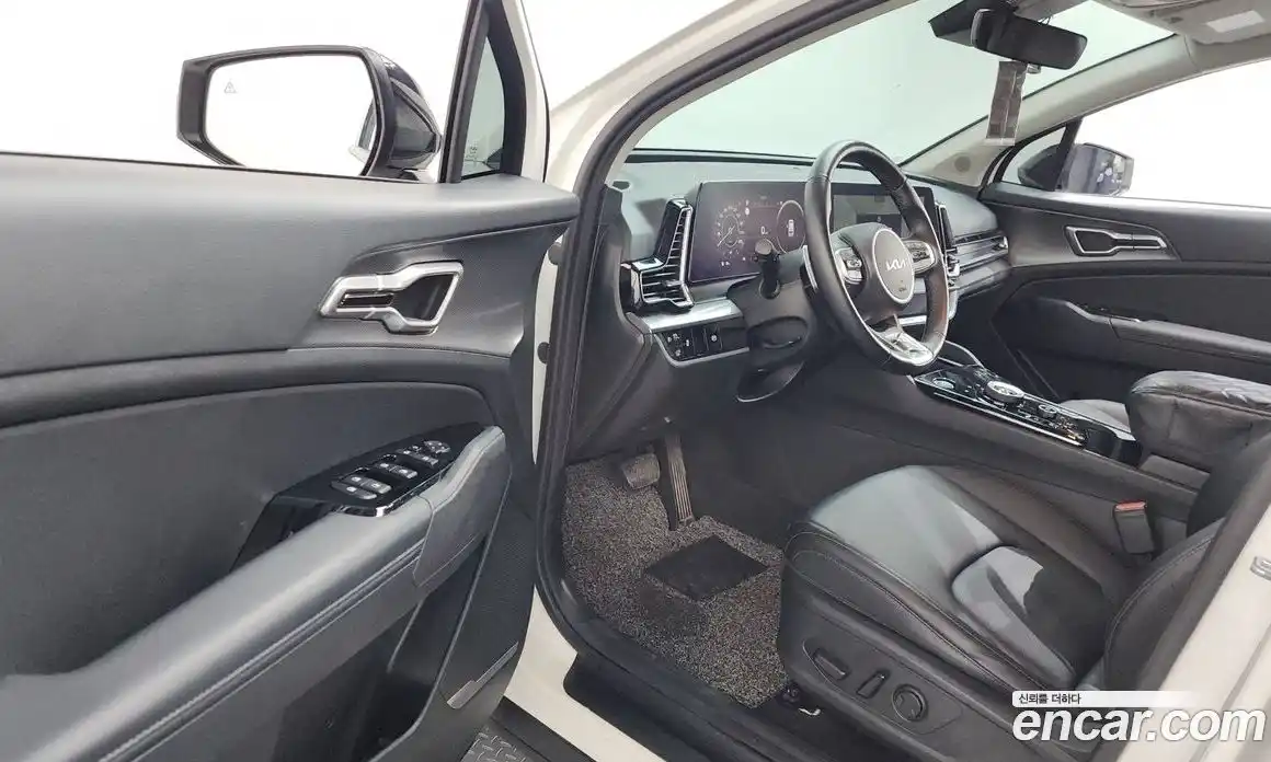 Kia Sportage 2023 1.6 Автомат в Москве № 122198, фото 4