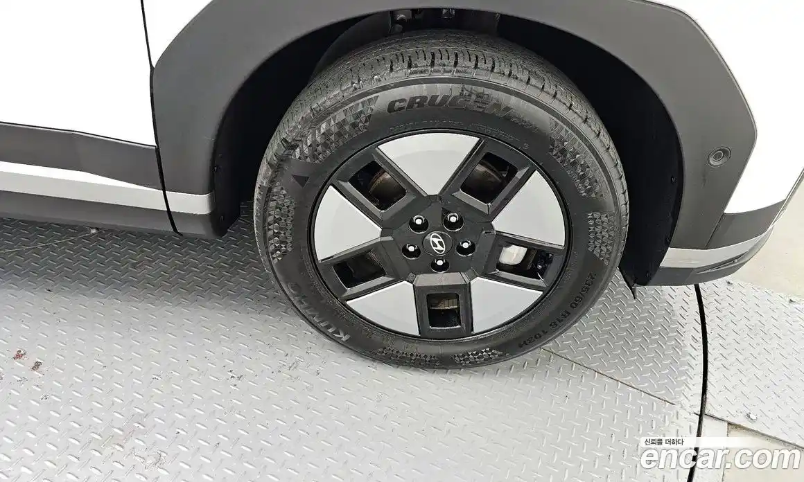 Hyundai Santa Fe 2024 1.6 Автомат в Москве № 123093, фото 14