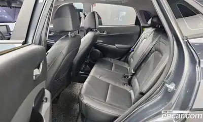 Hyundai Kona 2018 1.6 Автомат в Москве № 126384, миниатюра 9