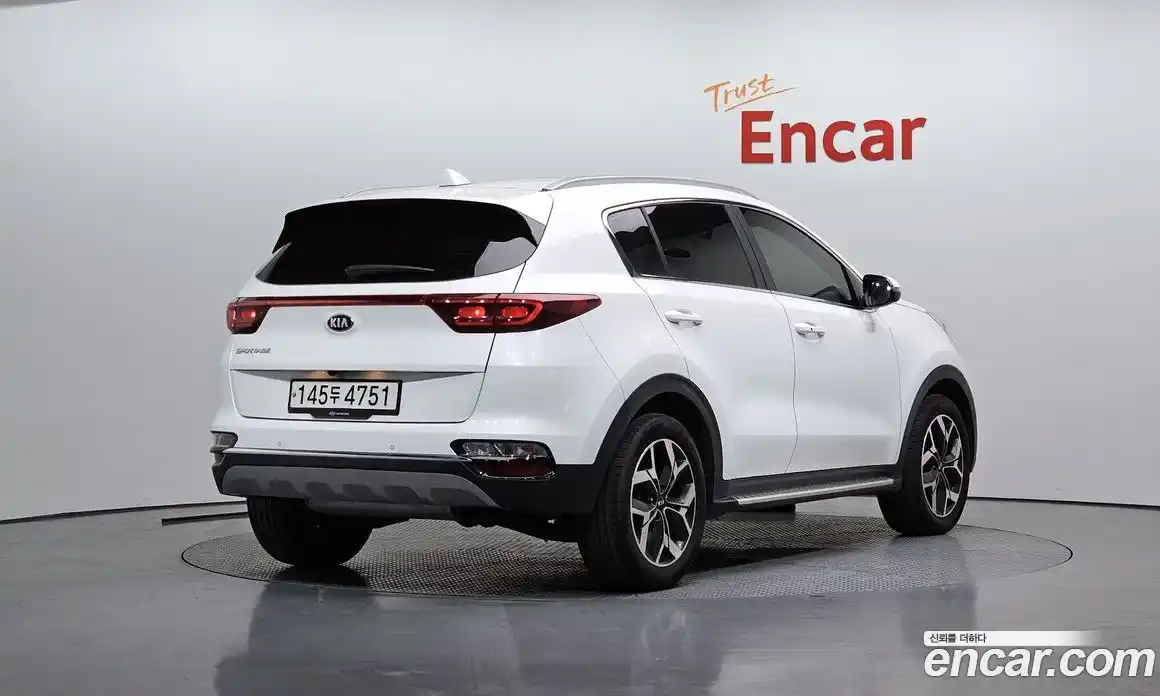 Kia Sportage 2021 2.0 Автомат в Москве № 126923, фото 4