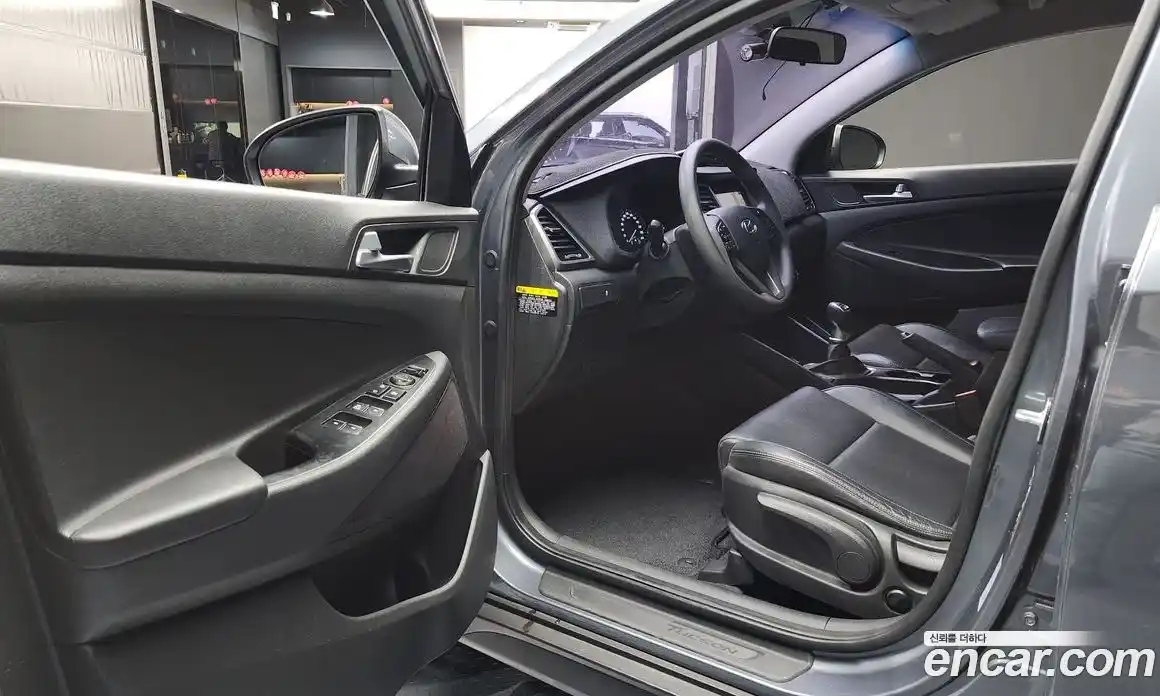 Hyundai Tucson 2017 2.0 Механическая в Москве № 128044, фото 14