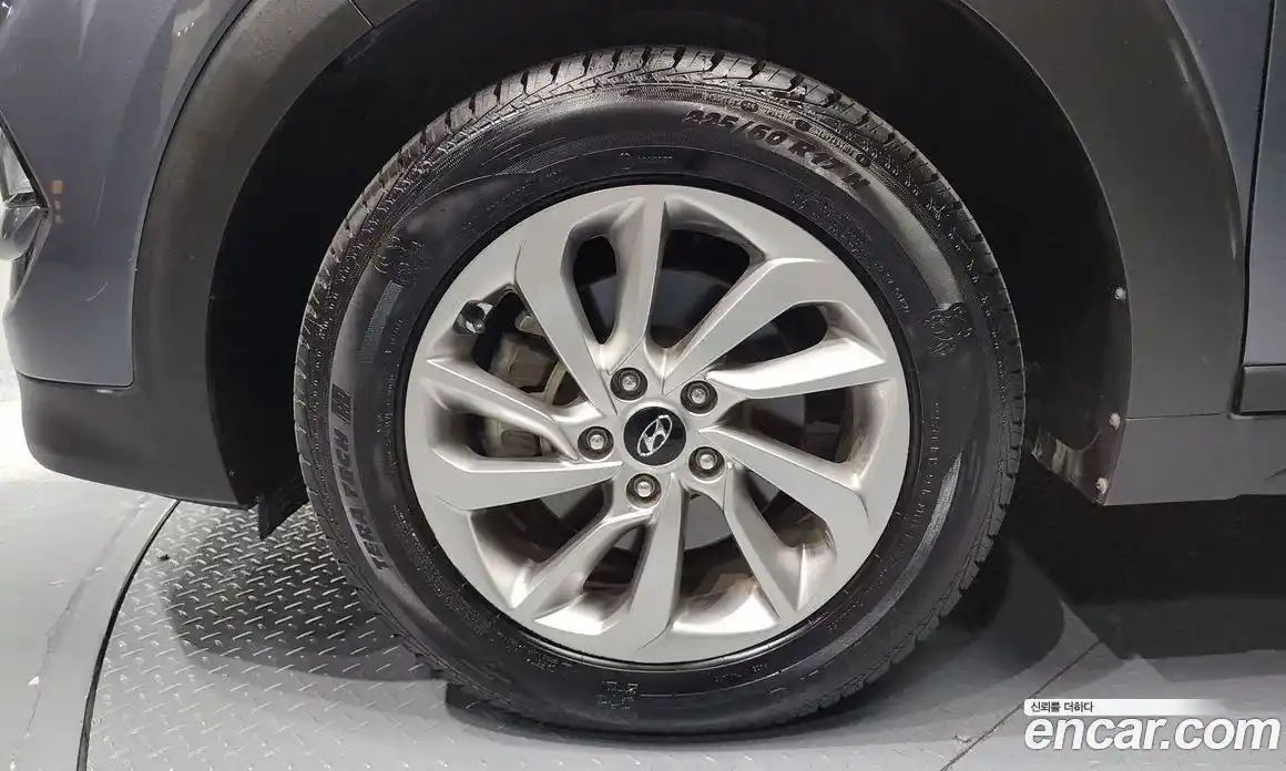 Hyundai Tucson 2017 2.0 Механическая в Москве № 128044, фото 19