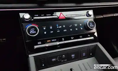 Hyundai Santa Fe 2025 2.5 Автомат в Москве № 129859, миниатюра 12