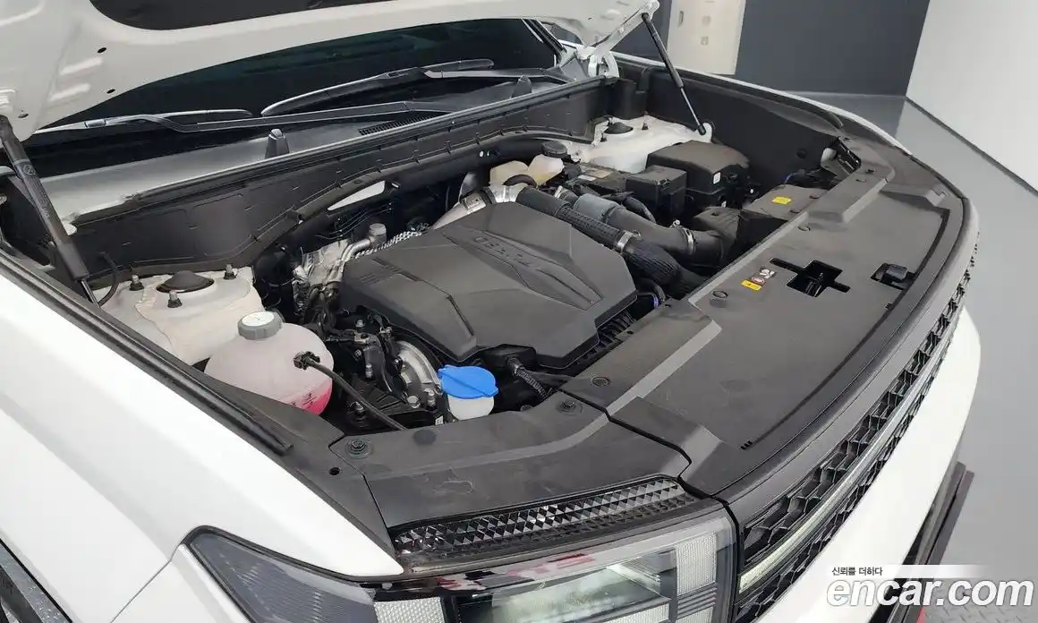 Hyundai Santa Fe 2025 2.5 Автомат в Москве № 129859, фото 17