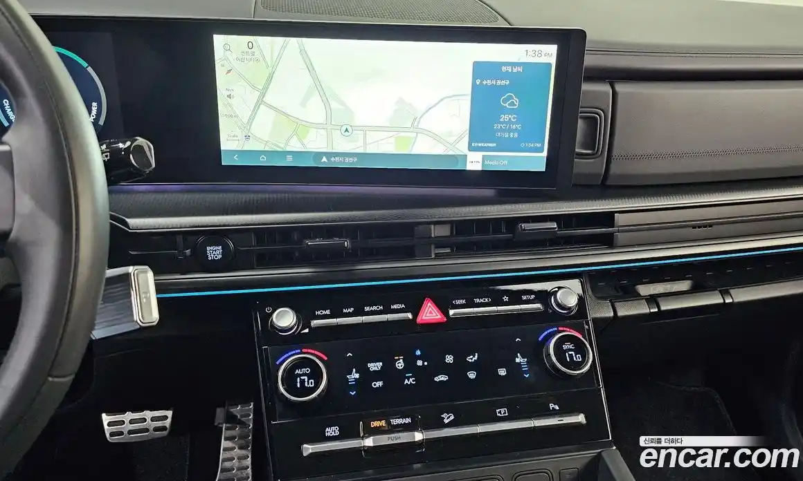 Hyundai Santa Fe 2024 1.6 Автомат в Москве № 130525, фото 12