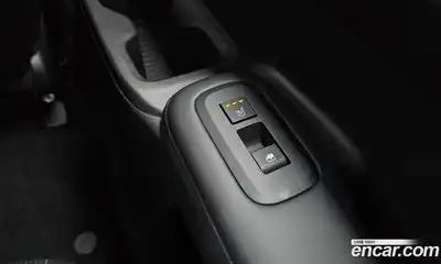 Hyundai Santa Fe 2024 1.6 Автомат в Москве № 130525, миниатюра 10