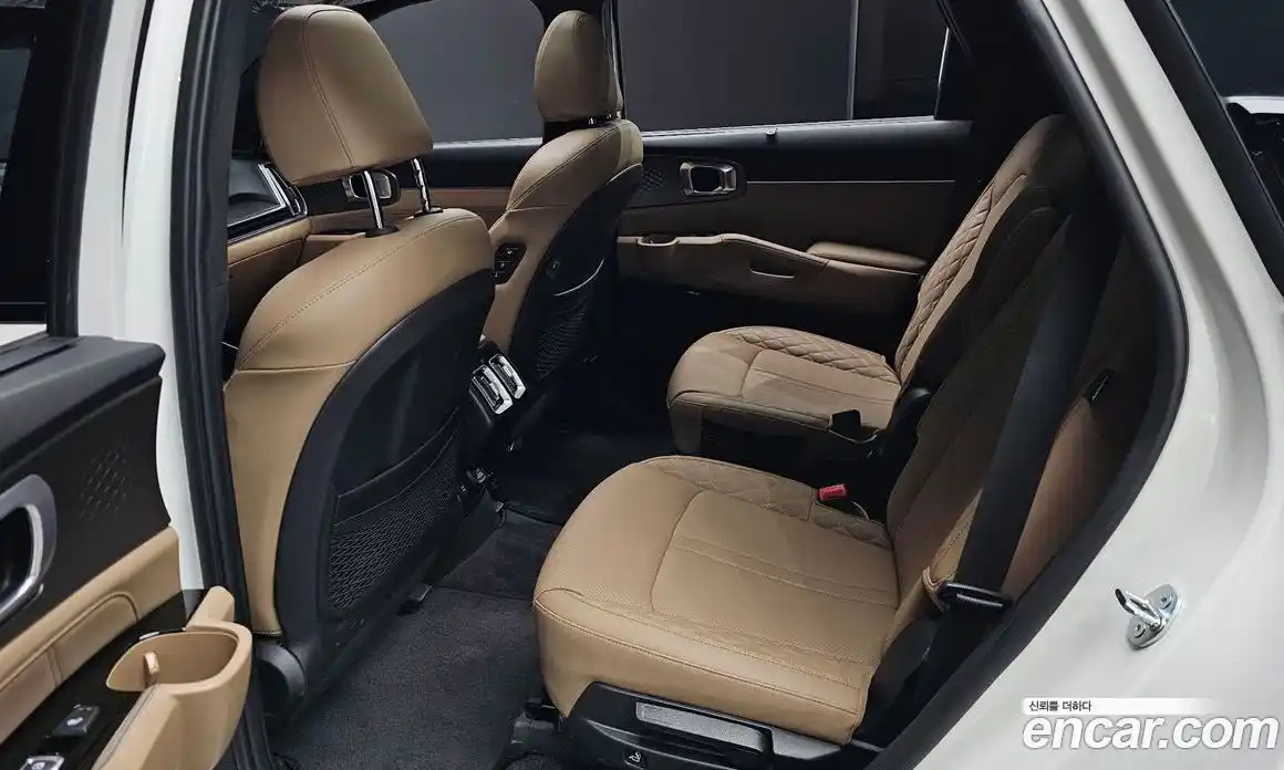 Kia Sorento 2024 1.6 Автомат в Москве № 133075, фото 4