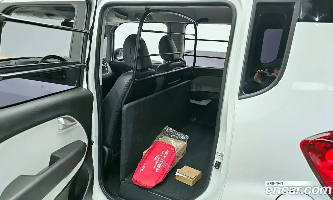 Kia Ray 2021 1.0 Автомат в Москве № 133505, фото 19