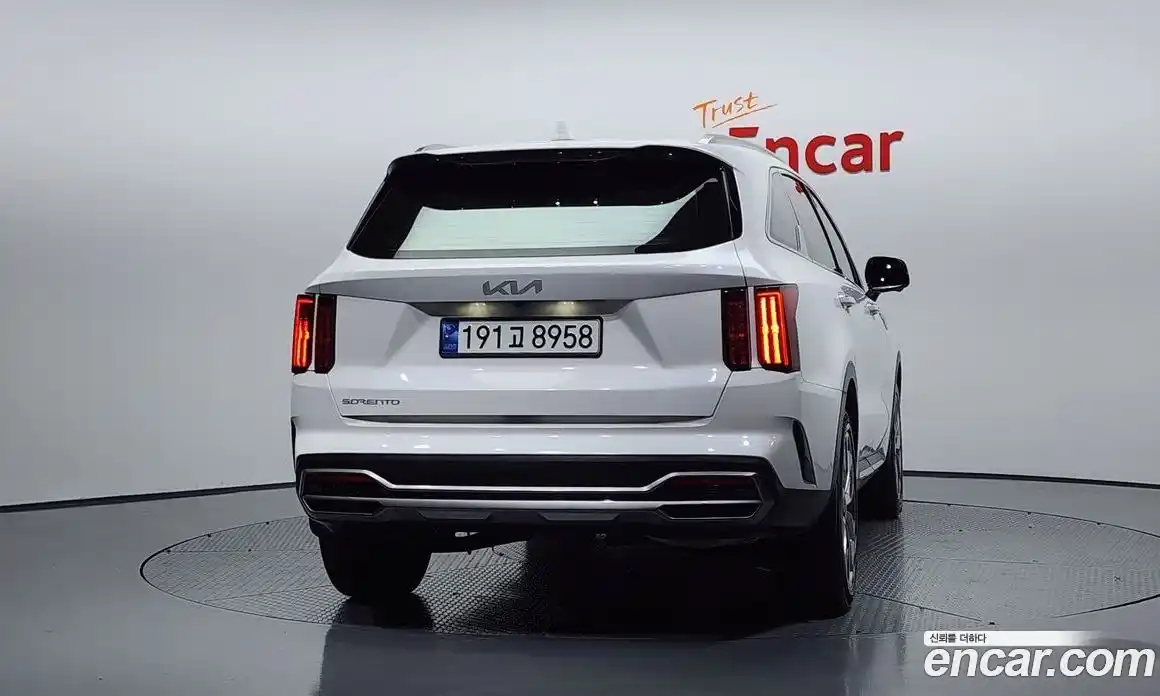 Kia Sorento 2023 2.2 Автомат в Москве № 134392, фото 3