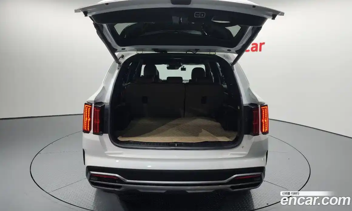 Kia Sorento 2023 2.2 Автомат в Москве № 134392, фото 9