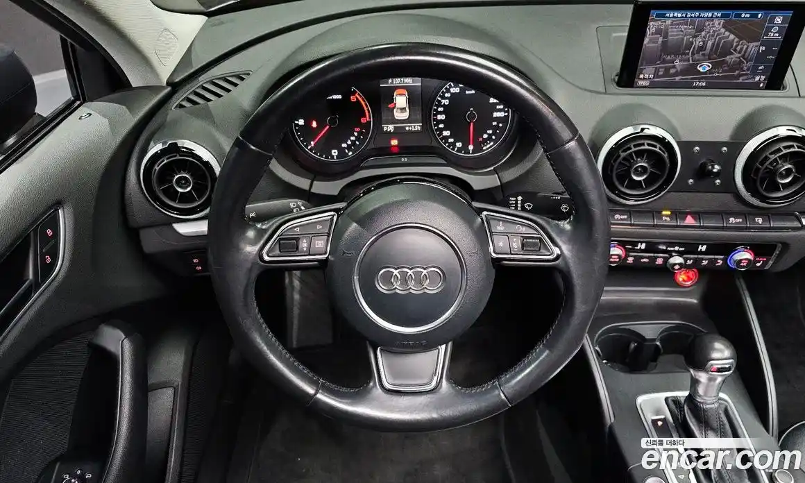 Audi A3 2015 2.0 Автомат в Москве № 135803, фото 13