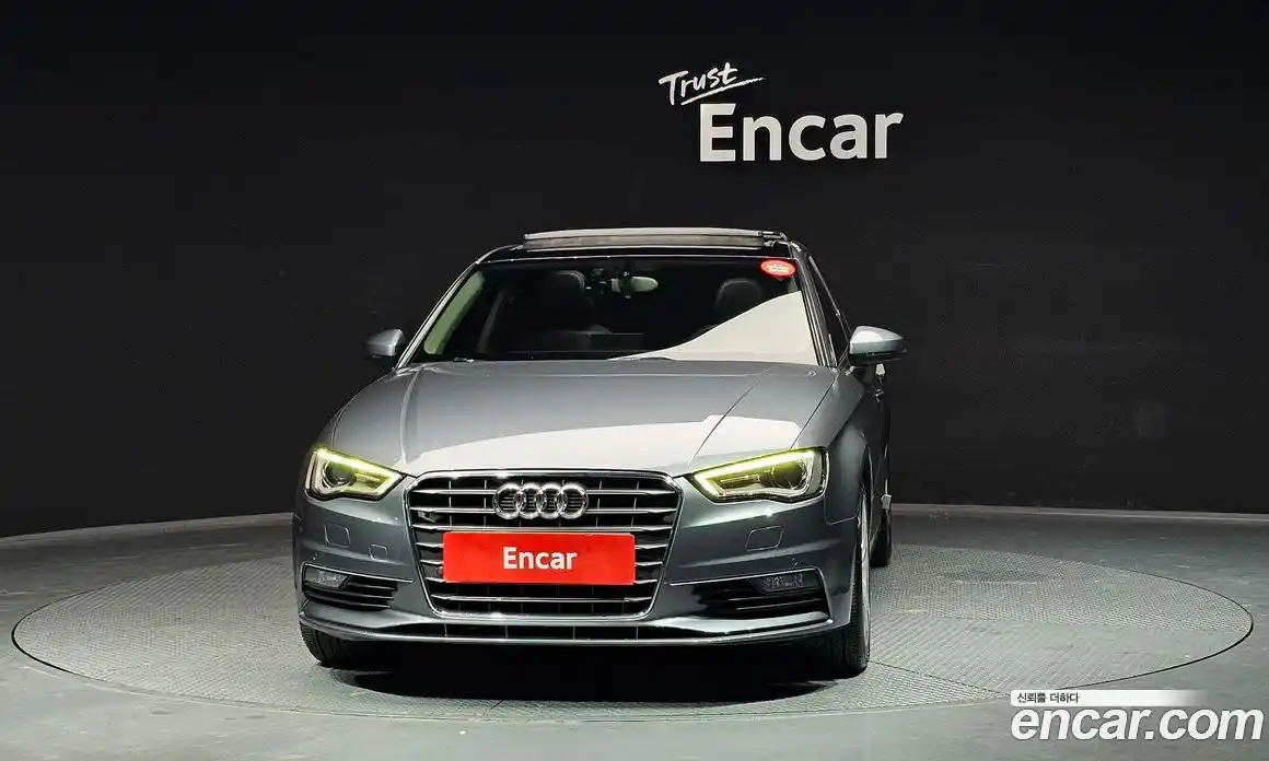 Audi A3 2015 2.0 Автомат в Москве № 135803, фото 3