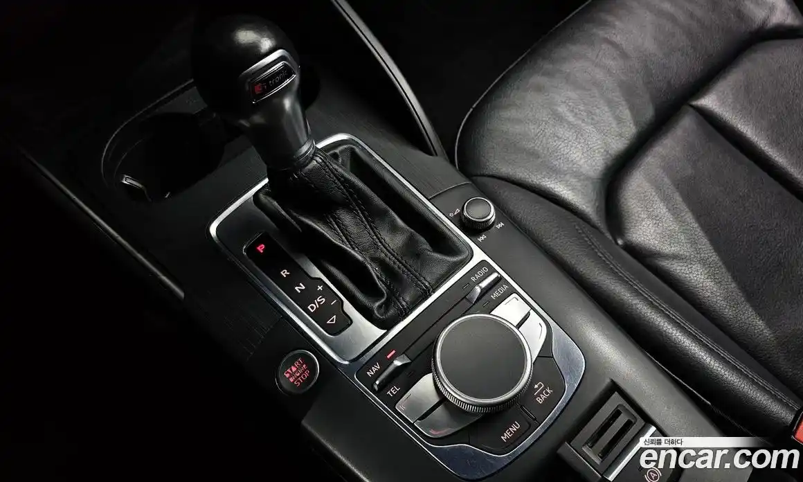 Audi A3 2015 2.0 Автомат в Москве № 135803, фото 9