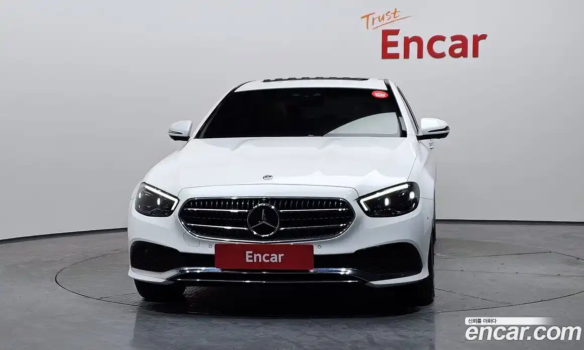 Mercedes-Benz E-Class 2021 2.0 Автомат в Москве № 135960, фото 18