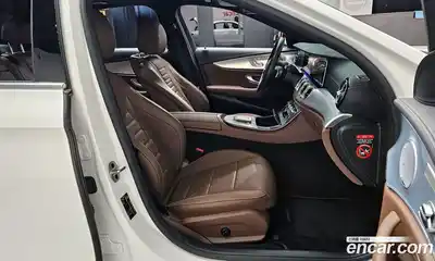 Mercedes-Benz E-Class 2021 2.0 Автомат в Москве № 135960, миниатюра 2